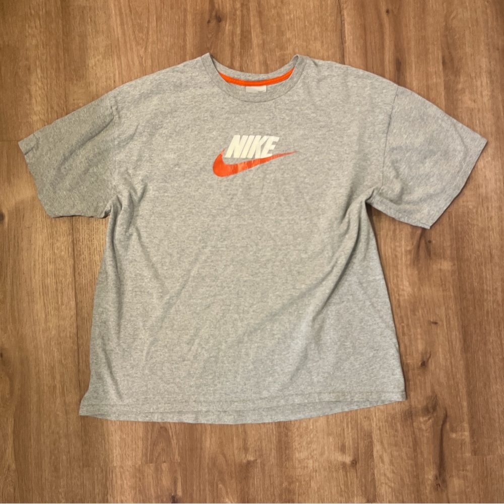Vintage Nike Swoosh T-shirt